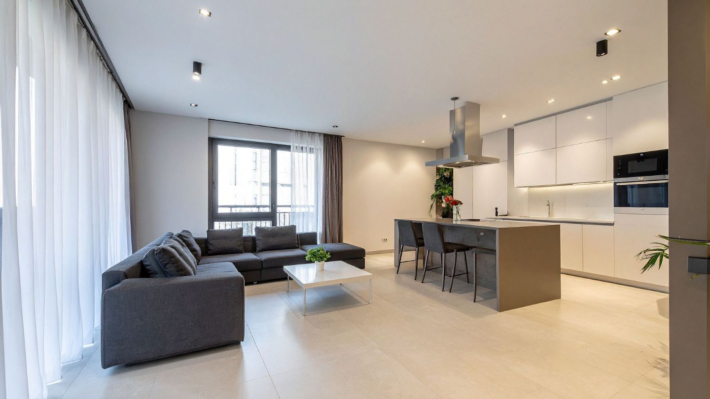 Kitchen condo remodel Tampa Florida with modern open concept layout